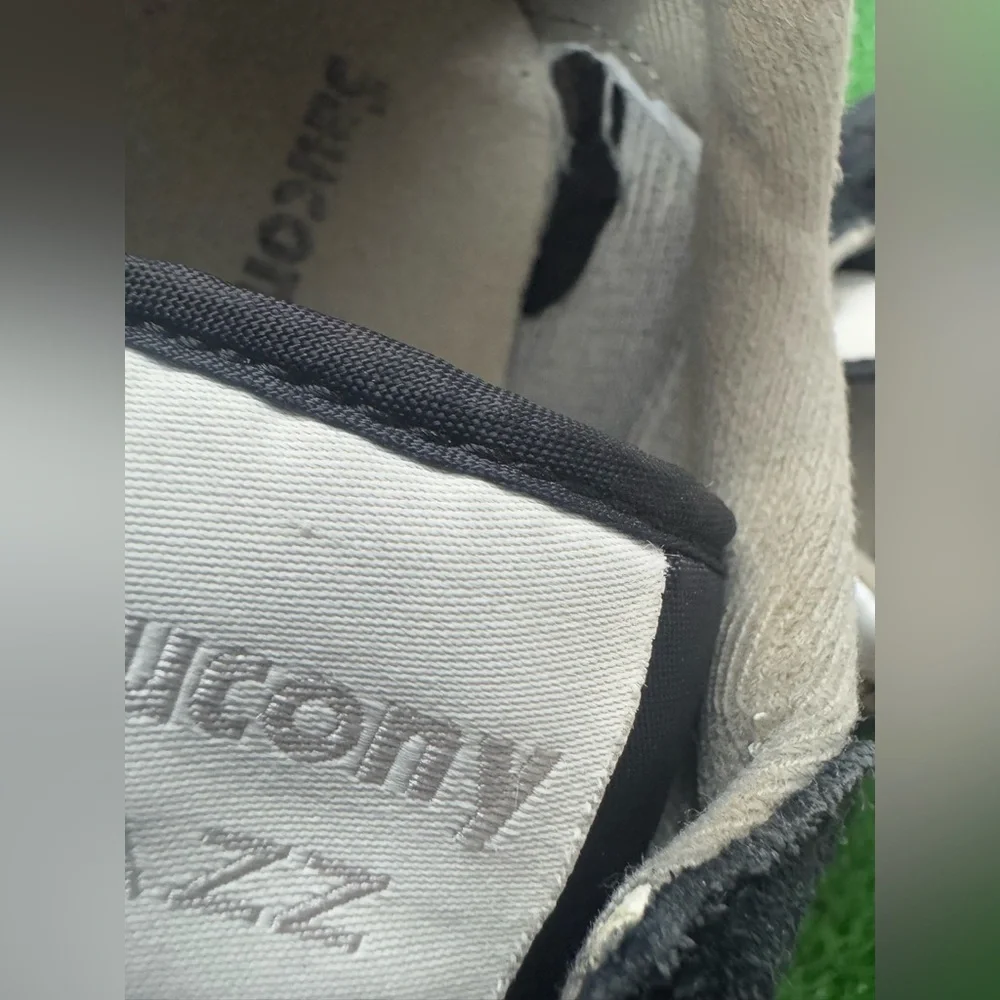Saucony Women Running Shoes Size‎ 10